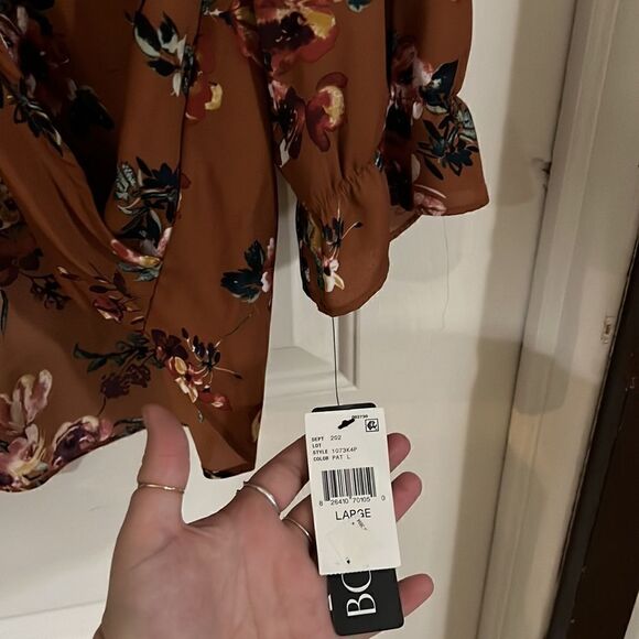 Floral loose blouse  - Picture 3 of 5